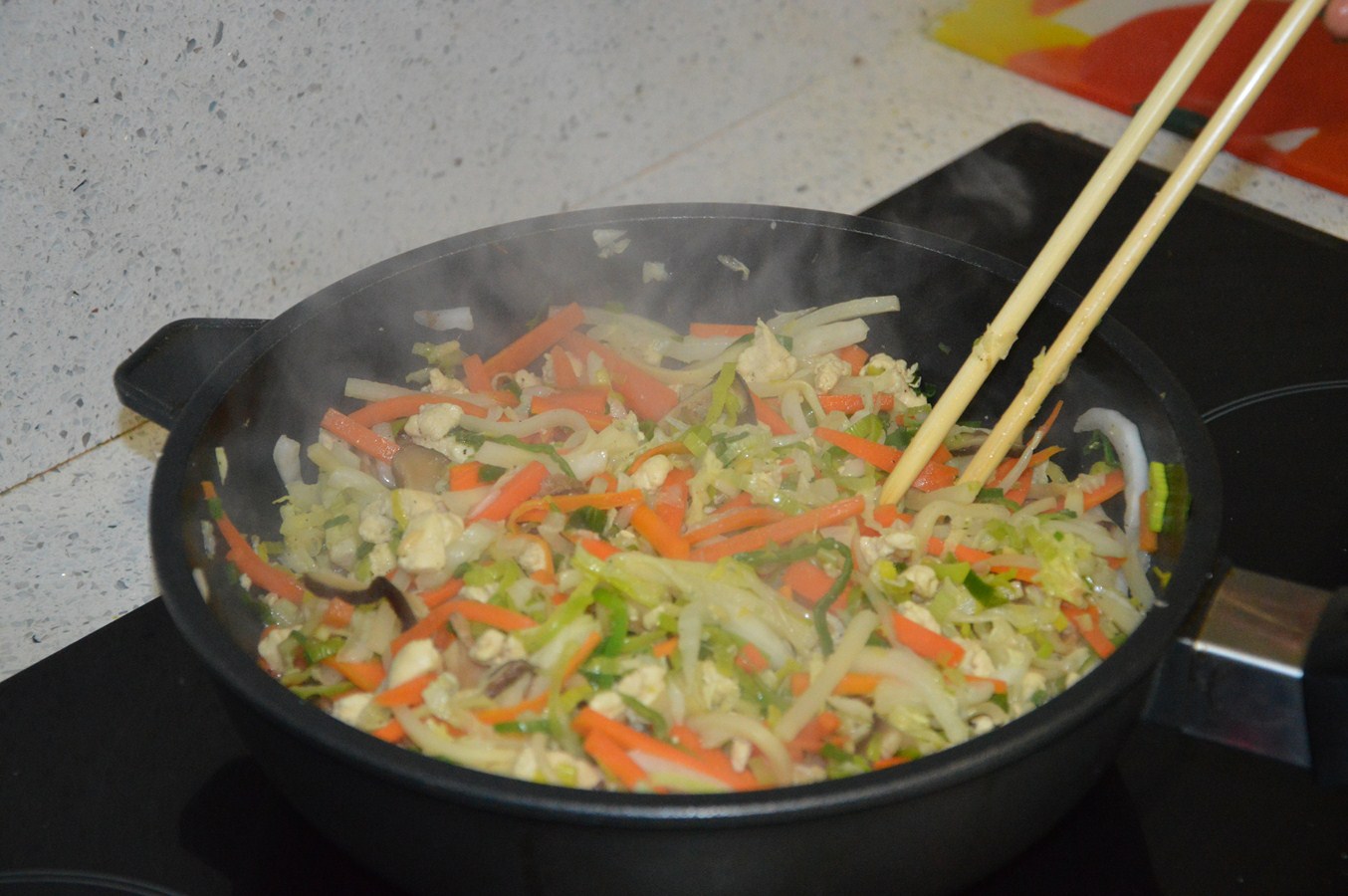 Preparando el relleno de Harumaki